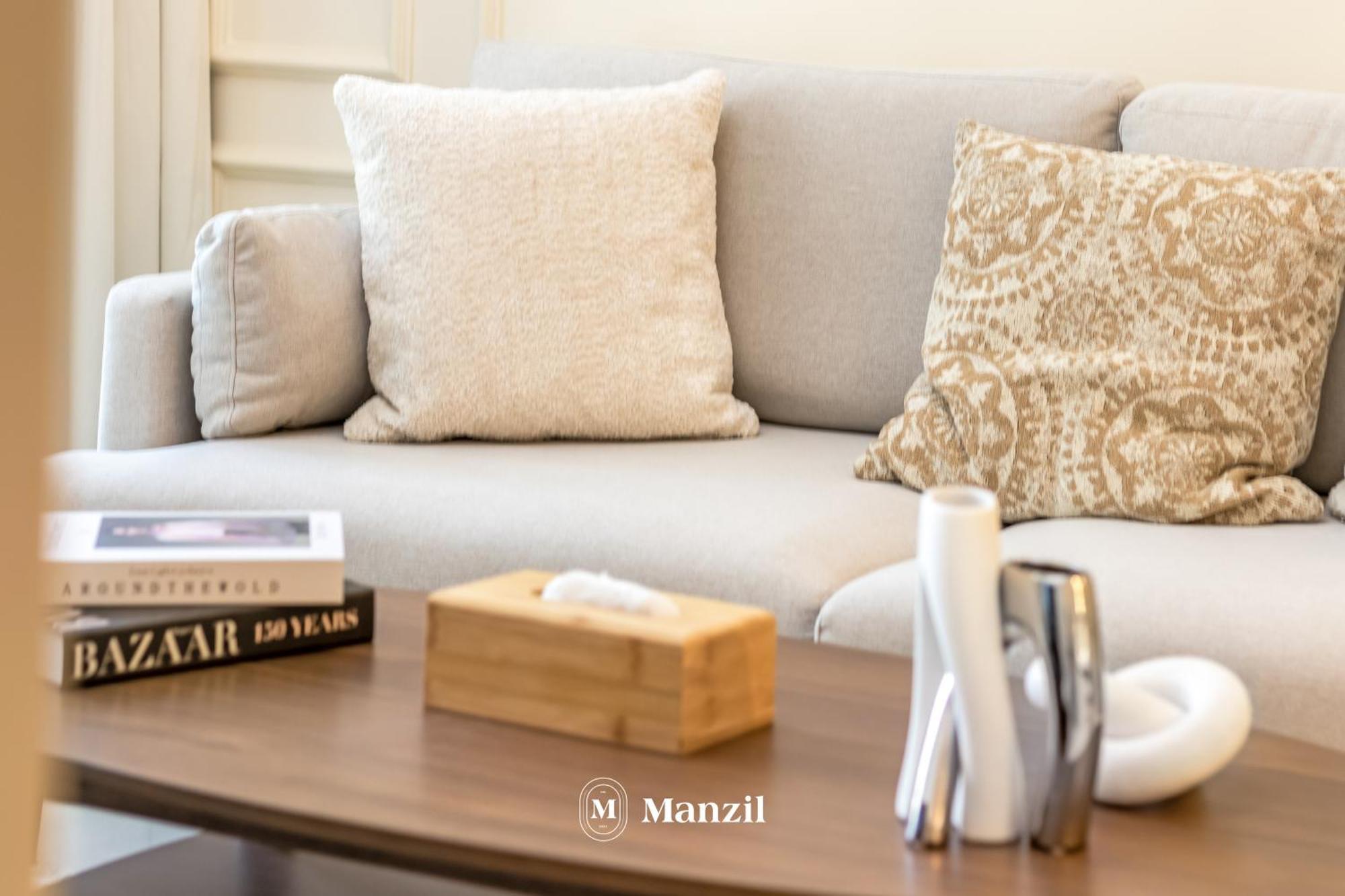 Apartment Manzil - 2br In Business Bay With Canal Views Dubai